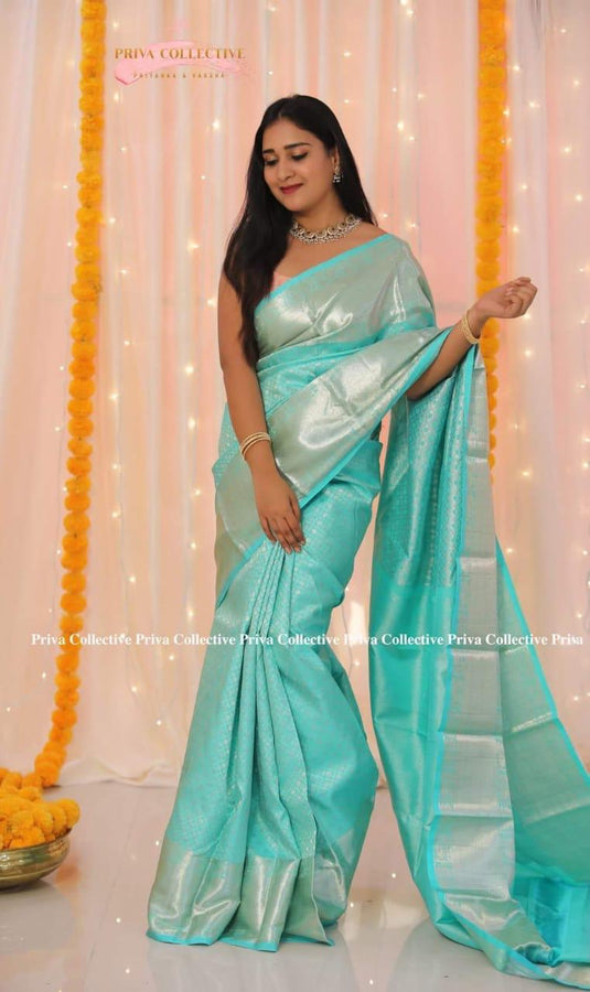 Beautiful Rich Pallu & Jaccquard Work On All Over Saree - thevendorvilla