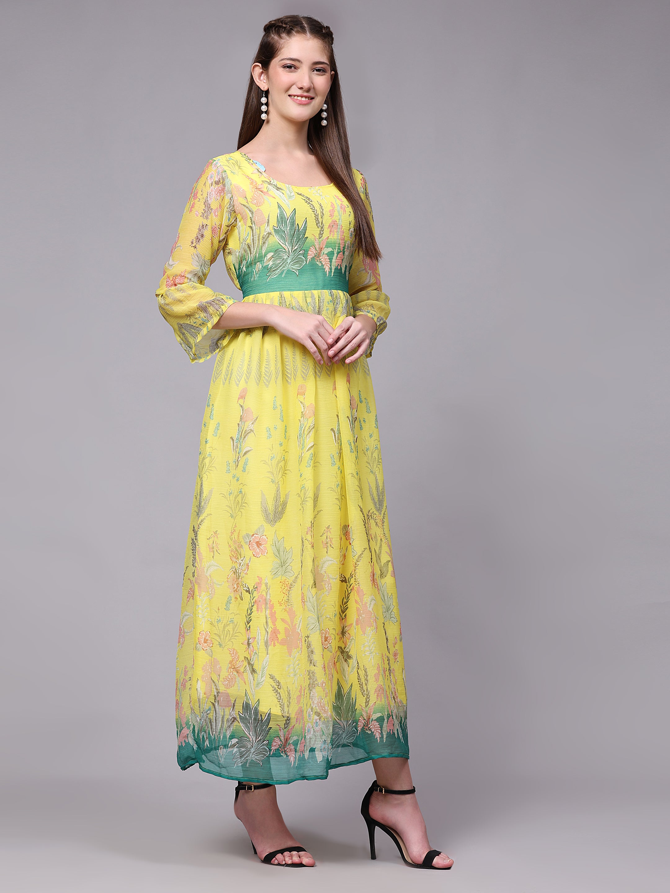 Blooming Elegance: Floral Printed Maxi Dress in Luxuriously Soft Chiffon