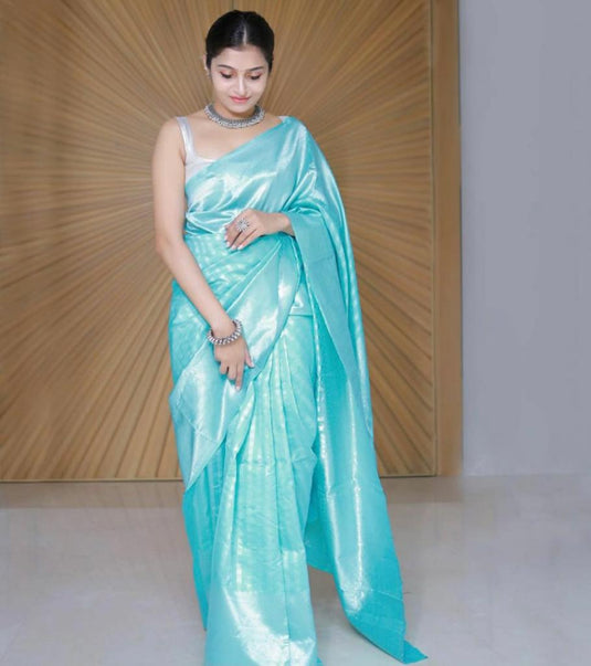 Beautiful Rich Pallu & Jaccquard Work On All Over Saree - thevendorvilla