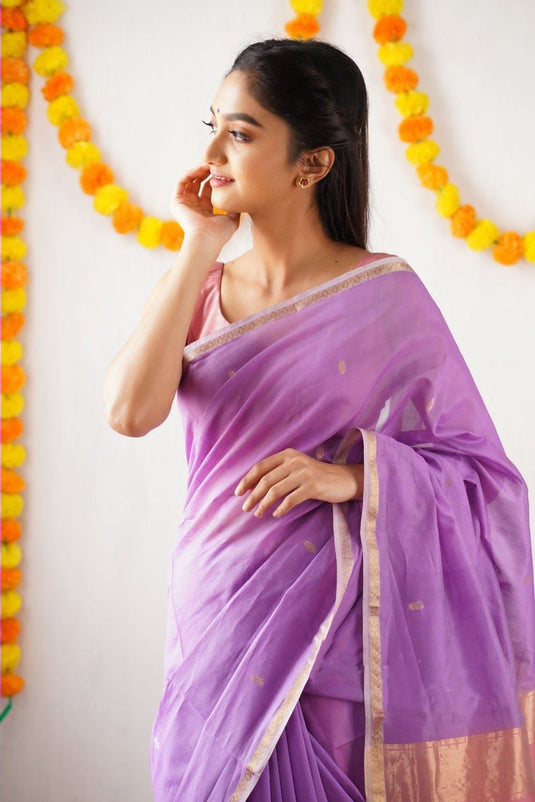 Luxurious Linen: The Soft Slub Saree