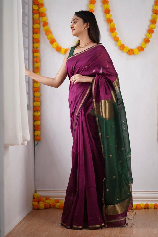 Luxurious Linen: The Soft Slub Saree