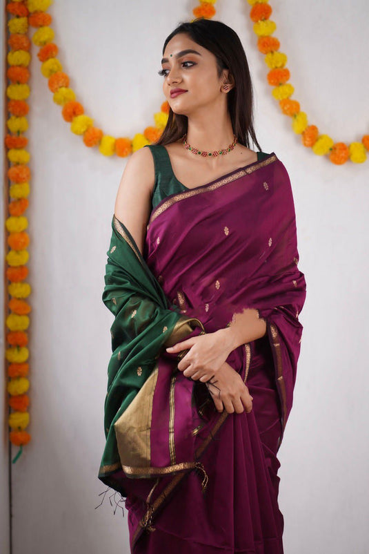 Luxurious Linen: The Soft Slub Saree