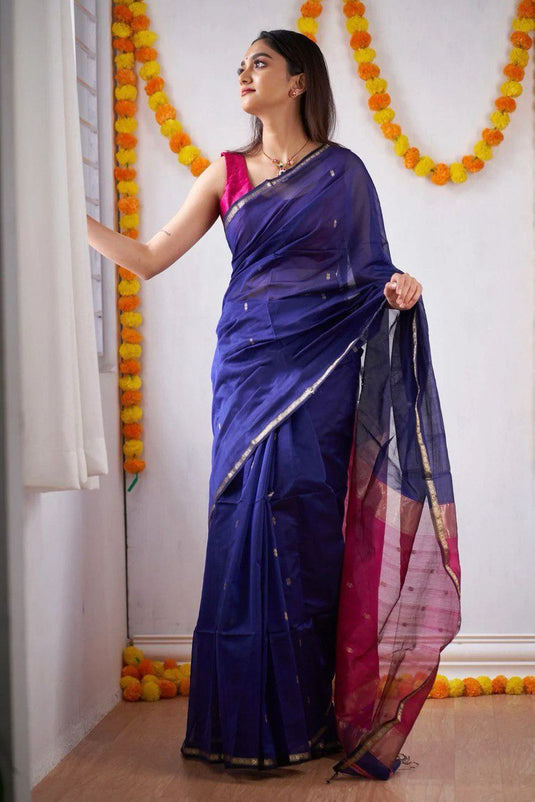 Luxurious Linen: The Soft Slub Saree