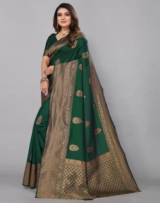 Beautiful Rich Pallu & Jaccquard Work On All Over Saree - thevendorvilla