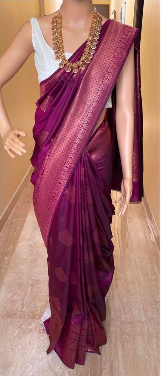 Beautiful Rich Pallu & Jaccquard Work On All Over Saree - thevendorvilla