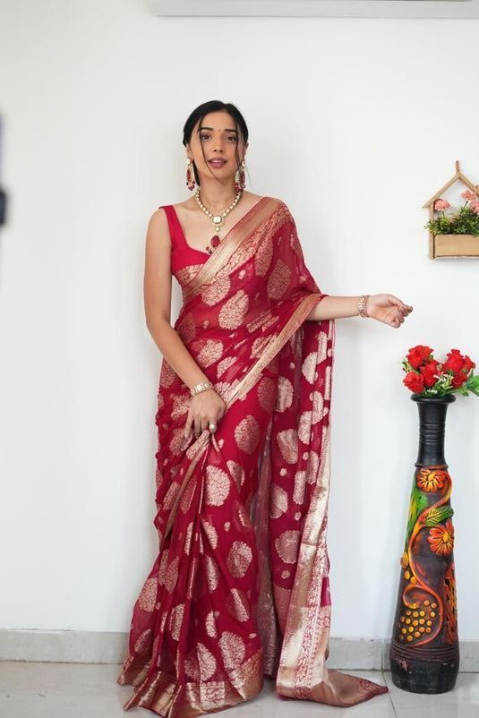 Luxurious Linen: The Soft Slub Ready Wear Saree