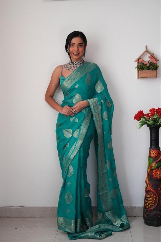 Luxurious Linen: The Soft Slub Ready Wear Saree