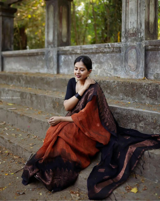 Luxurious Linen: The Soft Slub Saree